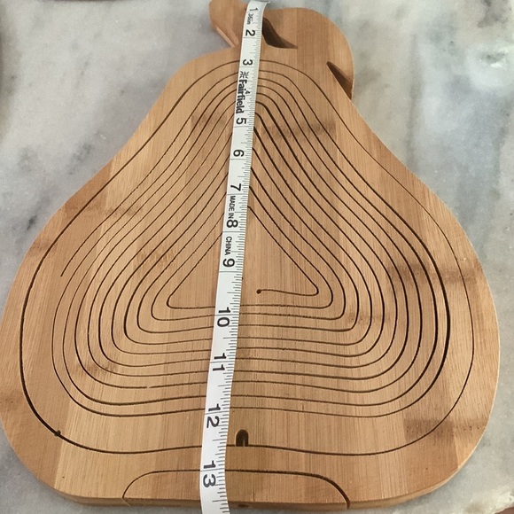 Collapsible Wooden Pear-shaped Fruit Basket - Picture 9 of 10